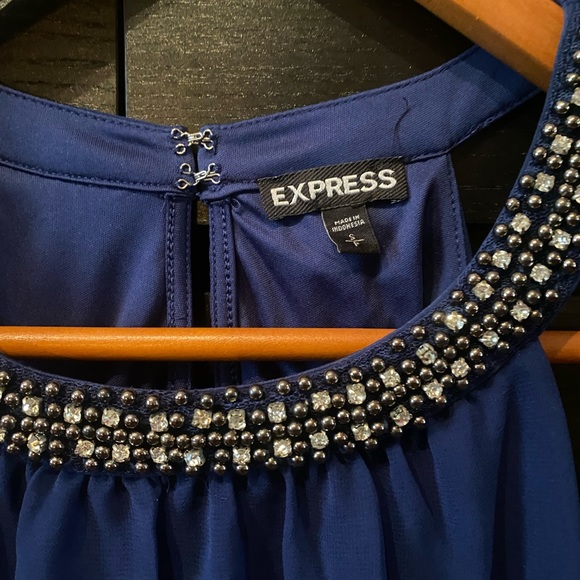 Express Sleeveless Blouse with Embellishment  Collar - Picture 4 of 5